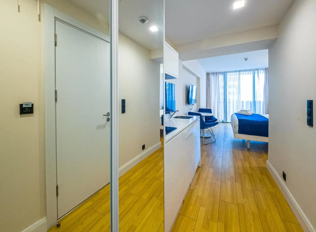 Hotel By The Sea Batumi Apartment