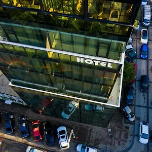 Glass Hotell